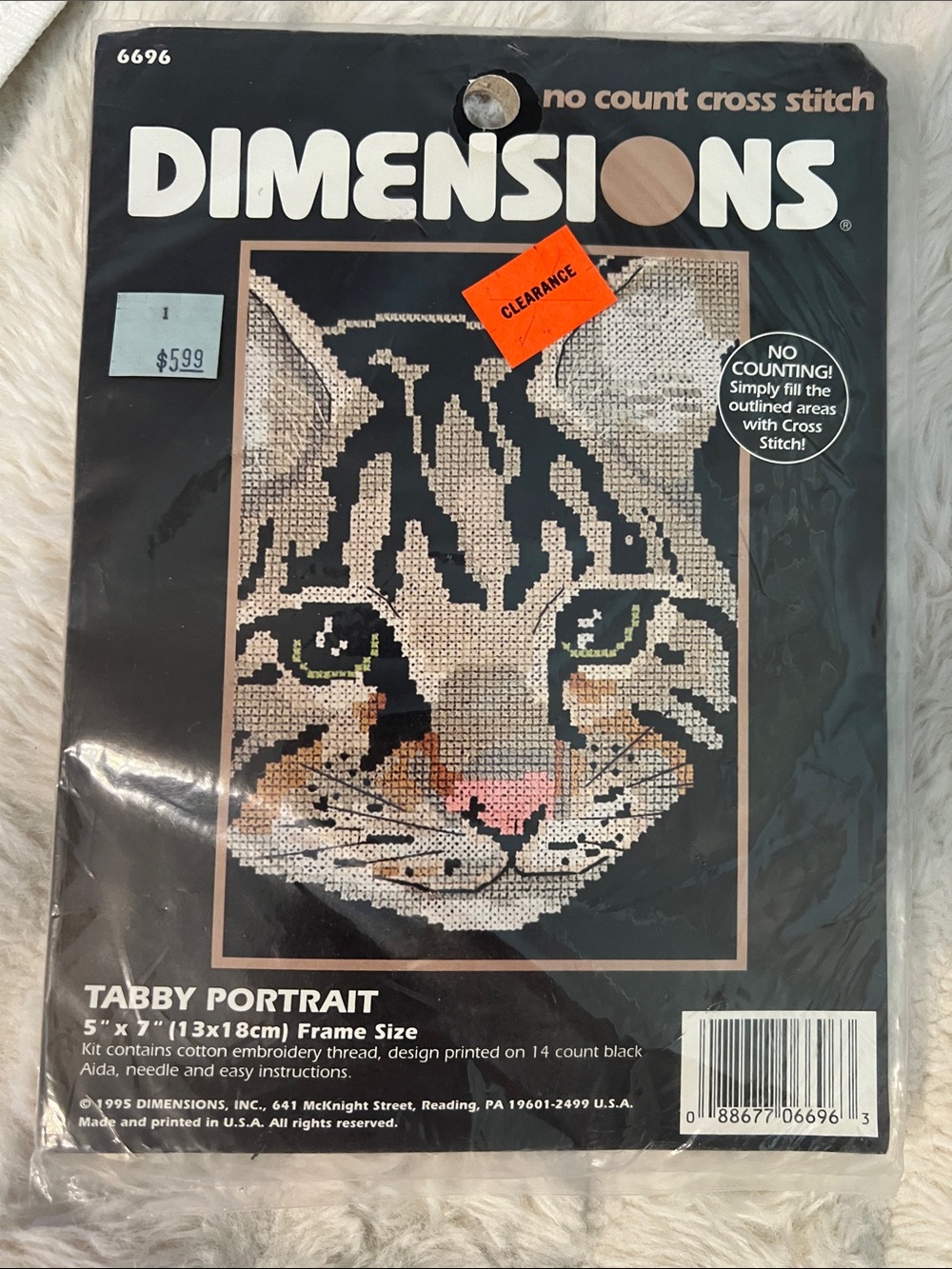 VTG 1995 Dimensions Tabby Portrait No Count Cross Stitch Kit Cat 5x7
